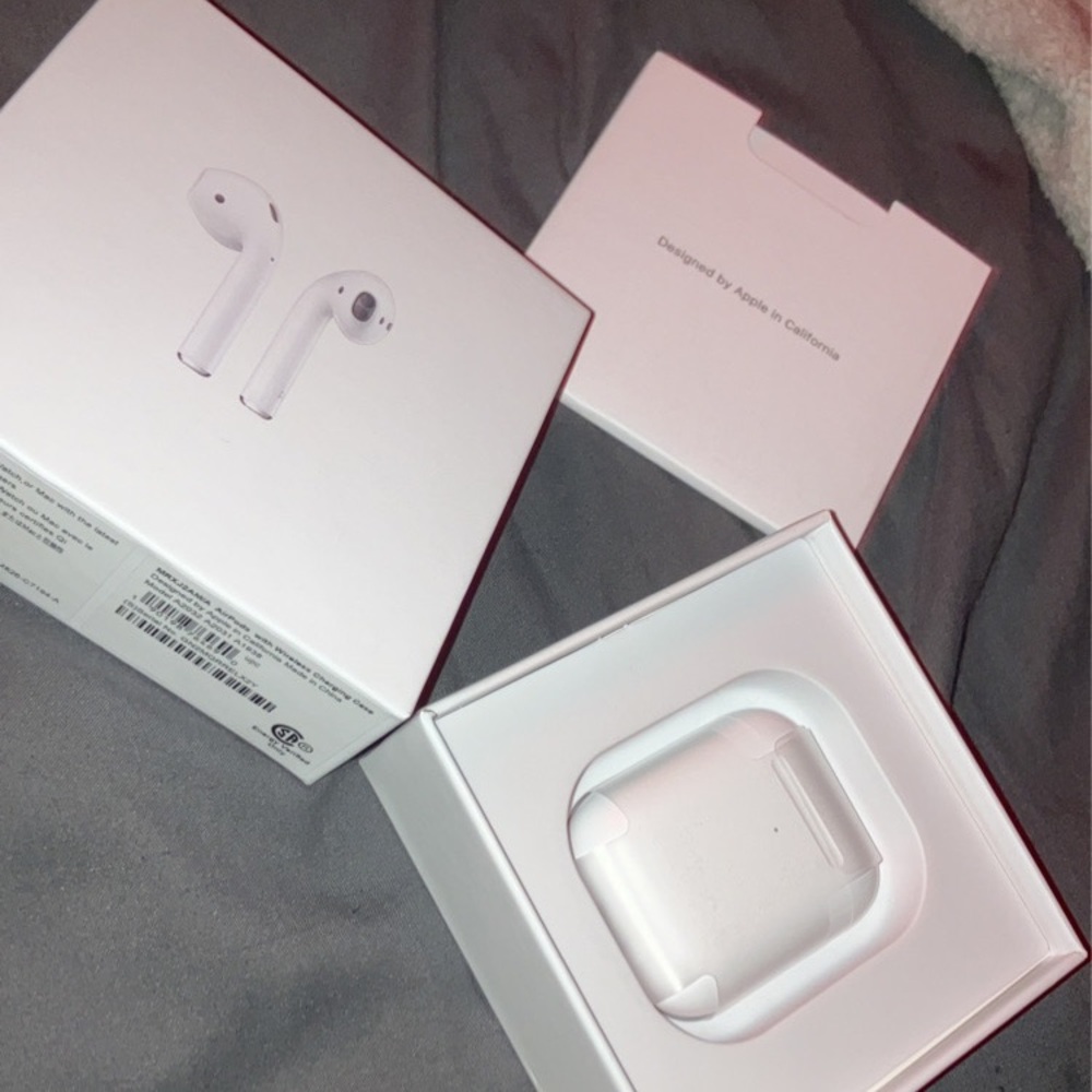 Apple AirPods 2nd generation